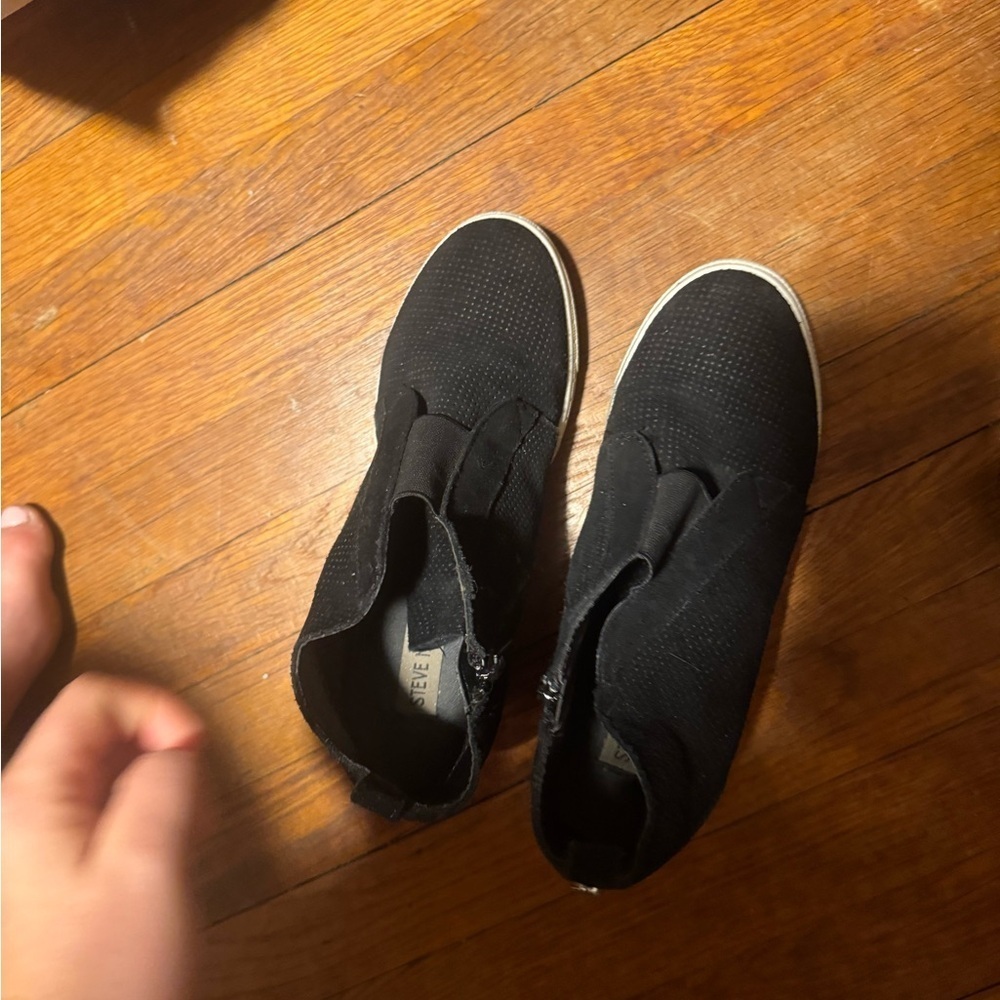 Black Slip-On Sneakers